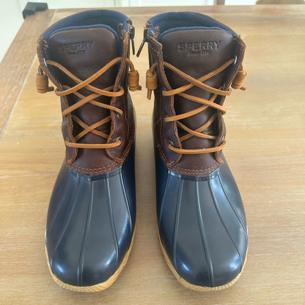 Sperry Top Sider Duck Boots Navy/Brown Women’s Size 9